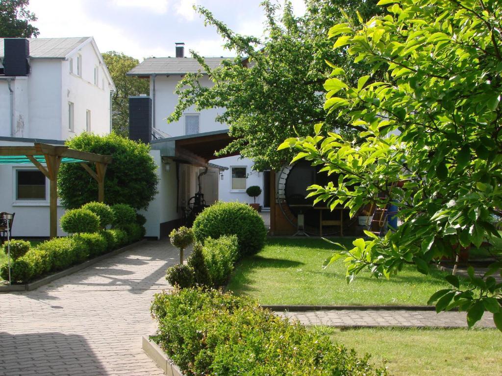 Pension Middel Binz Exteriör bild