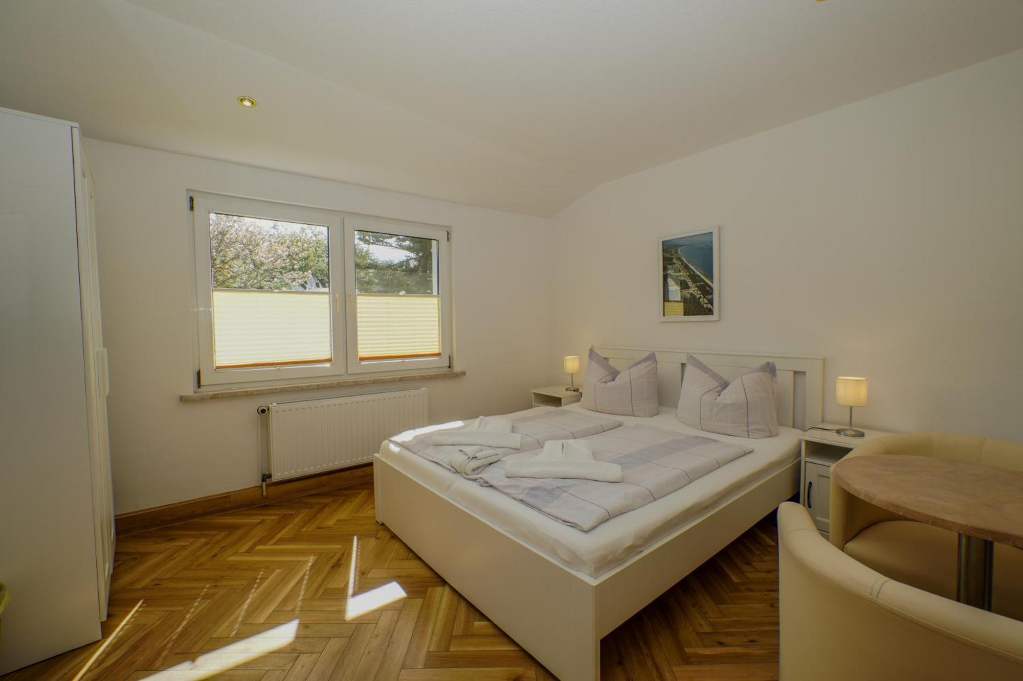 Pension Middel Binz Exteriör bild