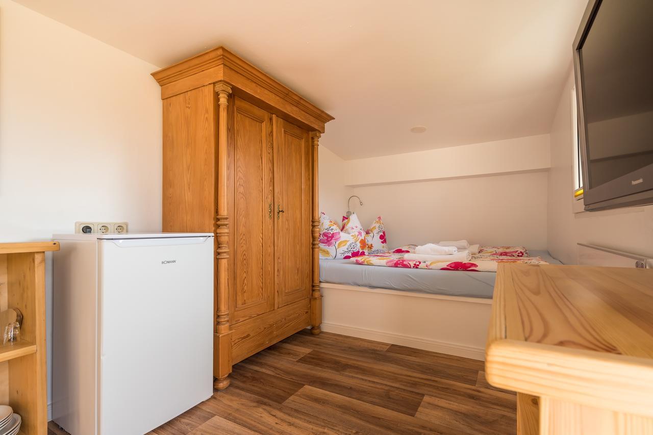 Pension Middel Binz Exteriör bild